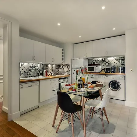 Palais Petit - Two Bedroom Appartement